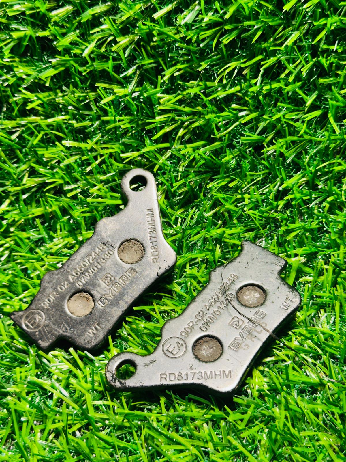 Front Disc Break Pad (DE151037) image 3